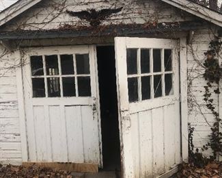 Items Located In The Garage