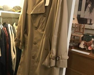 Items Located In The 1st Bedroom