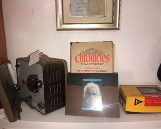 Items Located In The 1st Bedroom