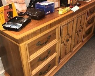 Items Located In The 2nd Bedroom