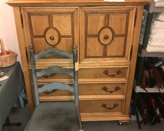 Items Located In The 2nd Bedroom