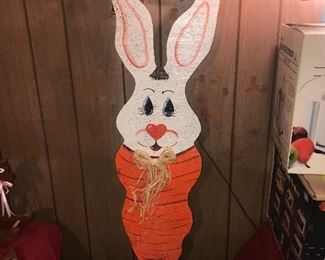 Items Located In The Secondary Area of The Lower Level