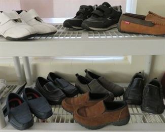 Men's Shoes Size 9 1/3"-10 1/2"