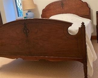 Antique Flame Mahogany Queen Bed Frame. Photo 1 of 3. 