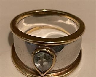 Sterling Silver Ring. 