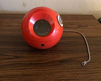 Panasonic PanaPet 70 AM Radio with Chain