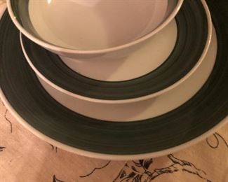 Gibson Dish set  Brushed Green Rim.