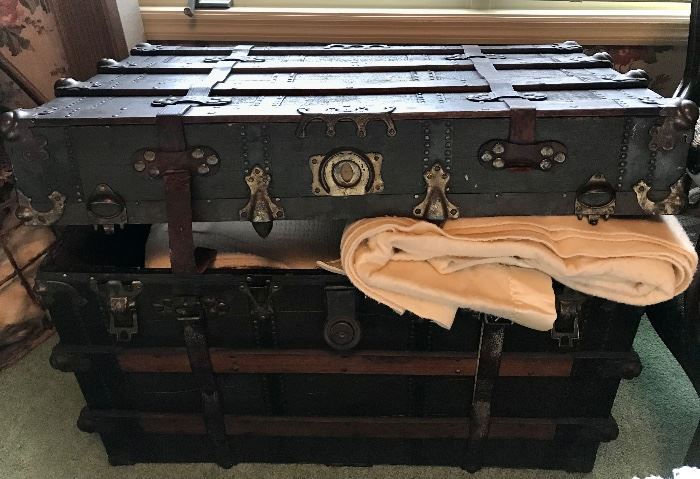 Whittle Trunk and Bags Co. Steamer Trunk 