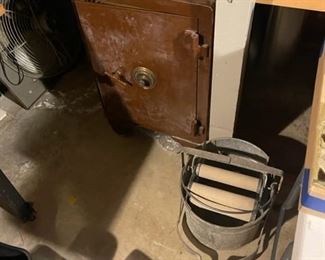 1880's general store floor safe 