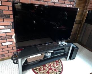 Huge Flatscreen SAMSUNG TV UN60D6000SF with remote $225