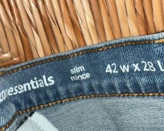 42W x 28L jeans