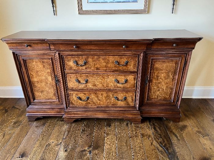 Thomasville matching Cassara buffet $895.00