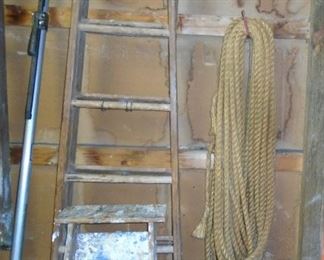 ROPE LADDER BRACE
