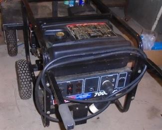 REDDY 7000 GENERATOR