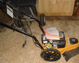 CUB CADET LINE TRIMMER