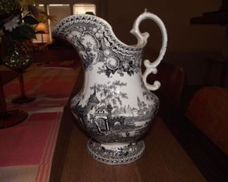 Pitcher black white
