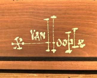 Artist Van Hoople  was born in Chicago in 1934. He studied fine arts at the University of Texas. Later he attended the Art Center in Los Angeles, California.