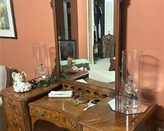 Coordinating  vintage vanity with mirror