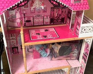 3-story dollhouse