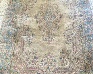 Rug - 3 feet 9 inches x 7 feet