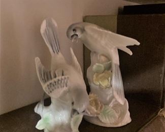 Porcelain birds