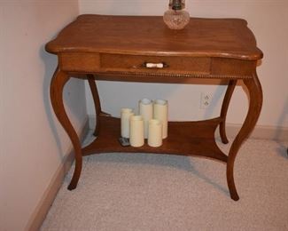 Antique Oak Table with Scalloped Edges and Jacobean beading