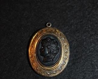 Vintage Cameo Portrait Pendent