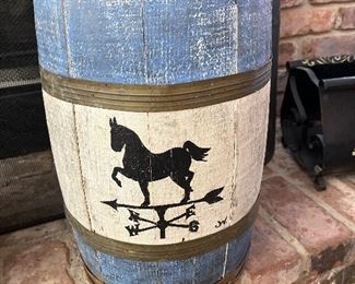 Horsey wooden container