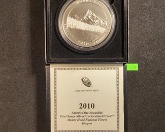 LOT 19 2010 MT HOOD ONE OUNCE SILVER COIN
