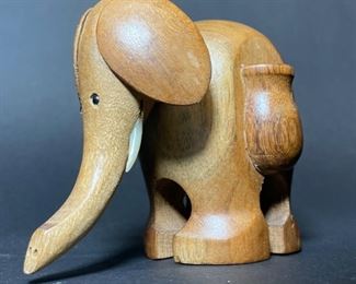 FIGURAL CARVED WOODEN ELEPHANT Mid Century Modern MCM Toothpick holder