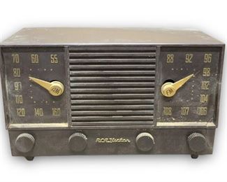 Vintage RCA Victor Tube Radio Model: 2-XF-91