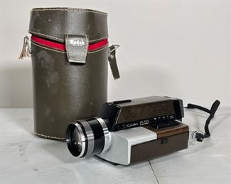KODAK XL55 FILM CAMERA  |   Vintage 1972 Kodak XL55 Super 8 Movie Camera 8mm Film 9-21mm Ektar Zoom Lens, comes with original carrying case
