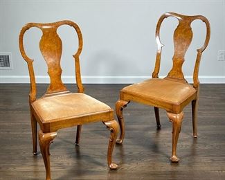 (2pc) PAIR BURL WALNUT QUEEN ANNE STYLE CHAIR  |  Two antique burl veneer Queen Anne style side chairs with urn-form backsplats and brown upholstered seats over cabriole legs terminating in pad feet - l. 21.75 x w. 17 x h. 39.5 in.
