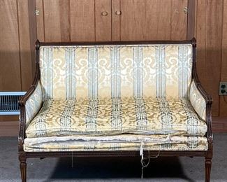 LOUIS XVI STYLE SETTEE  |  King Louis XVI style settee, carved wood frame - l. 34.5 x w. 48 x h. 30 in.

