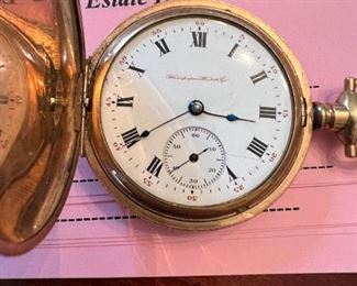 Hampton Watch Co. Pocket Watch w/Stand & Glass Globe,