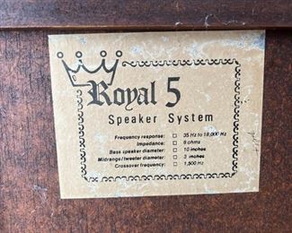 Royal 5 Speaker