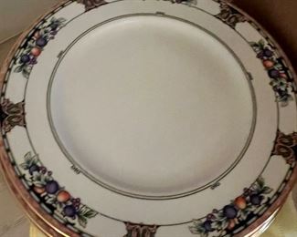 Lenox Dinner Plates Only