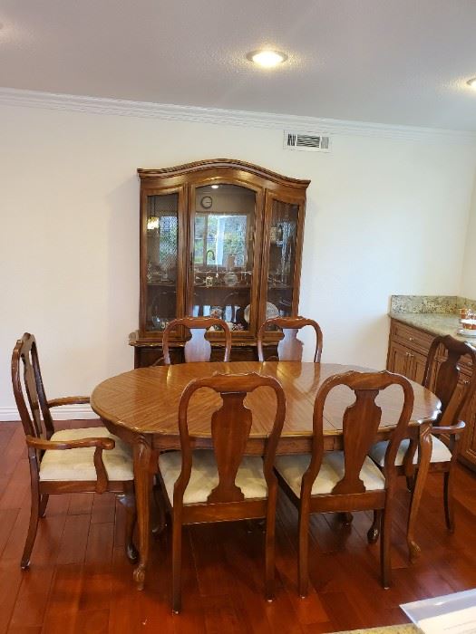 China cabinet and table