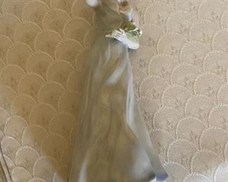 #23	Reflections by Royal Daulton Windflower HN 3077 statue of lady with flowers	 $75.00 			
