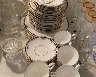 #41	China	Wedgewood Osborne R4699 (6 piece ) 8 place settings of China 	 $275.00 			

