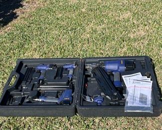 Campbell Hausfield Nail Gun Kit in Hard Carrying Case: Framing Nailer, Finishing Nailer, 2” Nailer/Stapler, mini Air Palm Hammer, 7/8”Micro Pin Nailer