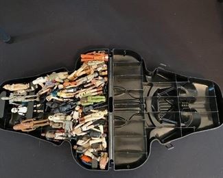Darth Vader action figure carry case, includes 55 Star Wars figurines