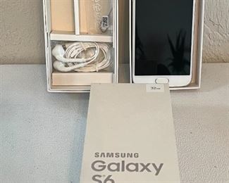 amsung Galaxy S6 32GB New in Box