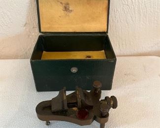 Vintage Levin Jeweler's Poising Vise Clamp Watchmaker's Tool with Bubble Level & and Case