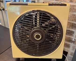 Vintage Sunbeam "The Circulator" Oscillating Fan