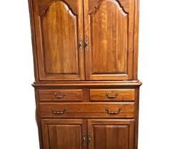 $270      Pennsylvania House 2 Piece Solid Cherry Traditional Cabinet/Armoire MA158-3 (ALL REASONABLE OFFERS ACCEPTED)       Description:  2 piece cabinet comprising 4 doors and a total of 5 drawers . This piece of furniture, in solid cherry wood with ample storage and could be transitioned into a fabulous dry bar, armoire/wardrobe and/r media cabinet complete with interal electrical. 
Dimensions: Total: 51 x 24.5 x 88.5 H in 
Upper: 48.5 x 25 x 45.5 H in 
Lower:505 x 24.5 x 42.75
Condition: Item is in very good condition with only minor superficial signs of wear associated with age and use. 
Location: Local pick up only West Linn, OR. Located in the garage for easy access. Visit our "Need a shipper" tab or contact us for shipper suggestions.      https://goodbyhello.com/products/copy-of-drexel-heritage-large-media-cabinet-armoire-ma158-2?_pos=15&_sid=4b6b24362&_ss=r