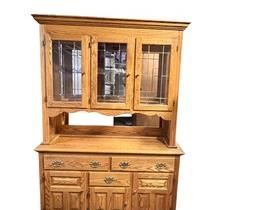 $225      Oak 2 Piece Hutch/China Cabinet MA158-5 (ALL REASONABLE OFFERS ACCEPTED)     Description: 2 Piece Solid Oak China Cabinet. In Excellent Vintage Furniture Condition, Normal Age Wear. Very Clean Finish, Features Leaded Glass and Dovetail Drawers. Wired with electricity.
Dimensions: Total: 56 x 19 x 80H in
Upper: 56 x 15.5 x 47 H in 
Lower: 55.5 x 19 x 33 H in
Condition: Item is in very good condition with only minor superficial signs of wear associated with age and use. 
Location: Local pick up only West Linn, OR. Located in the garage for easy access. Visit our "Need a shipper" tab or contact us for shipper suggestions.      https://goodbyhello.com/products/copy-of-stanley-furniture-white-bead-board-cabinet-and-bench-ma158-4?_pos=13&_sid=4b6b24362&_ss=r
