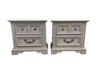 $180 USD     Set of 2 Stanley Furniture Raised Panel Gray Nightstands w/Silver pulls VR49-11475      Description : Nice looking set of nightstands with raised panel drawer fronts and carved feet. These pieces have been painted and are not in original condition.

Item Number : 49-11475

Category : Nightstands

Brand : None

Attributes

Condition Desc. : The drawers stick a little due to painting but that could easily be fixed with a little light sanding. Please refer to photos for a more detailed look at condition. We make every attempt to list and photograph any defects or signs of wear that are significant to this sale.
Location : Portland, OR      https://goodbyhello.com/products/set-of-2-stanley-furniture-raised-panel-gray-nightstands-w-silver-pulls-vr11475?_pos=11&_sid=cbcb4d97a&_ss=r