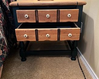 $225 USD     Ethan Allen Antiqued Pine Old Tavern End Table/Nightstand 12-8037 PD138-24    Description:  ETHAN ALLEN Antiqued Pine Old Tavern 25" Square Accent End Table 12-8037. Body painted vintage green with drawers and surface natural pine. 

Dimensions:  25 x 25 x 24H in

Condition: Good solid condition. There are the expected signs of use and wear associate dwith age. 

Location: Local pick up Lake Oswego, OR.  Shipper suggestions available upon request. Located on the lower floor with outdorr access.     https://goodbyhello.com/products/copy-of-1970s-vintage-ethan-allen-old-tavern-shutter-door-cabinets-pd138-23?_pos=13&_sid=5b437770c&_ss=r
