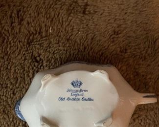 Set of Johnson Brothers blue & white ‘Old Britain Castles’ pattern 